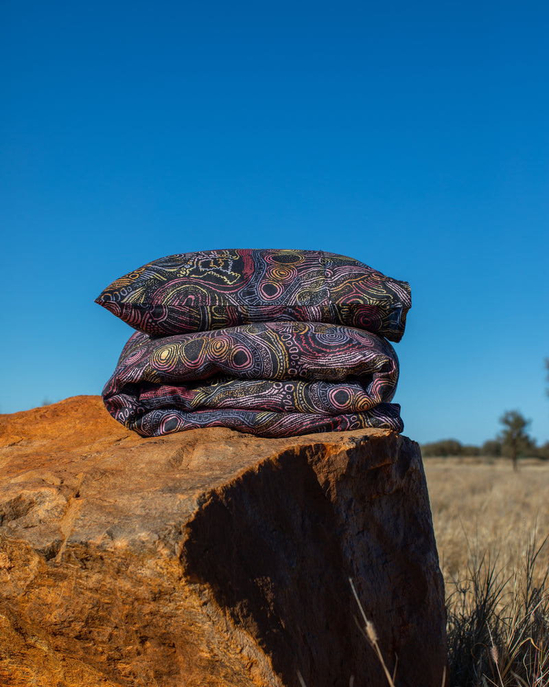 Tjala Tjukurpa Linen Pillowcases