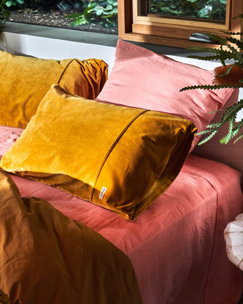 Pecan Velvet Pillowcases